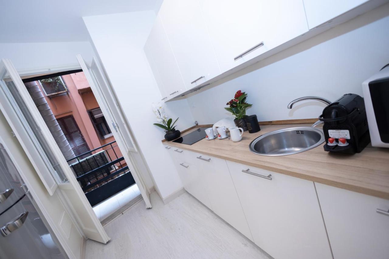 Via Del Babuino 192 Superior Suite Roma Dış mekan fotoğraf
